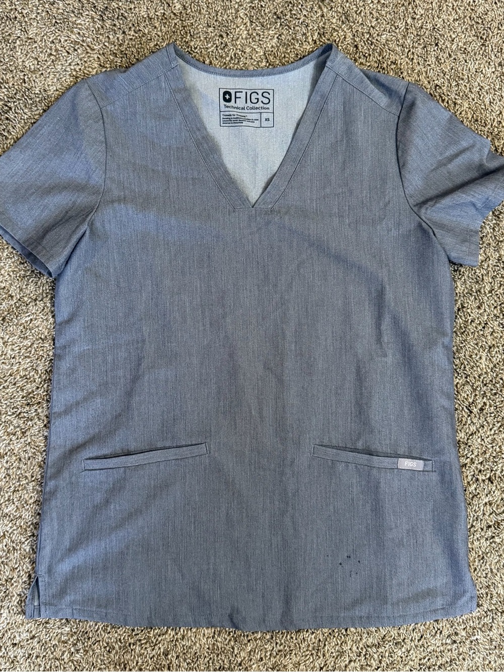 FIGS Casma Three Pocket Scrub Top Gray Women’s Size XS Hospital Nurse Tech